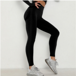 Women seamless knitted y